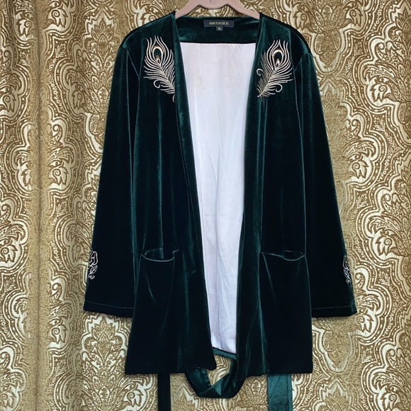 •fridayiminlove• {deep green embroidered velvet} Take Me to Breakfast Jacket - Picture 5 of 11